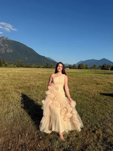 zorina_vakylich Instagram post about Fashion