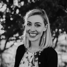 Annie | Catholic Wife, Catholic Life — Instagram profile photo