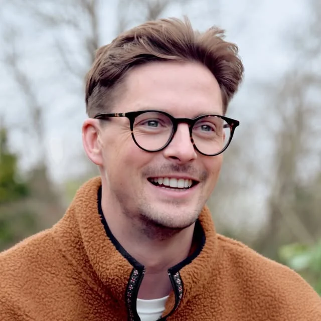 Dr Alex George profile photo
