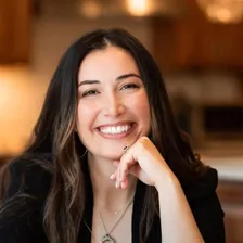 Dr. Leah Katz | Psychologist | Speaker I Media Contributor — Instagram profile photo