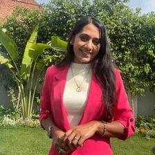 Dr. Rashi Agarwal — Instagram profile photo