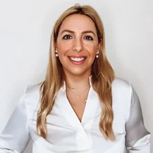 Joanna Konstantopoulou — Instagram profile photo