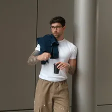 DANIEL SIMMONS — Instagram profile photo