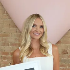 Kinsy Smith — Instagram profile photo