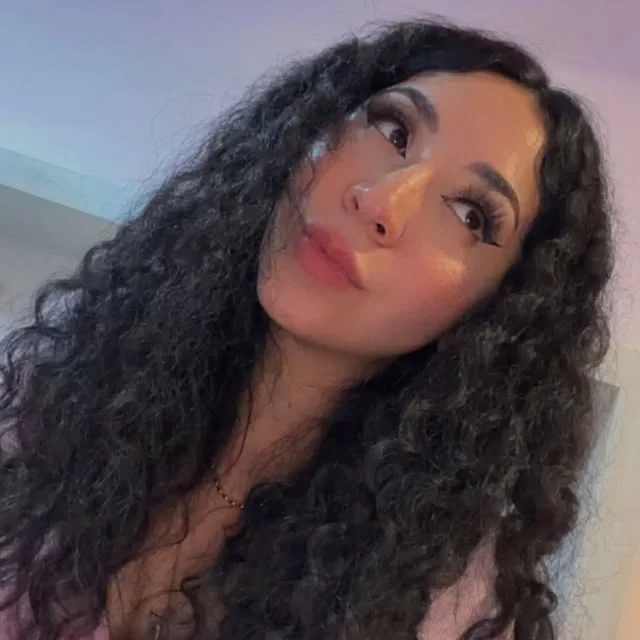 Lilly Miranda 🍓 profile photo