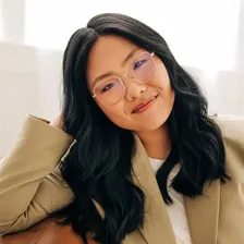 Tara Sun — Instagram profile photo