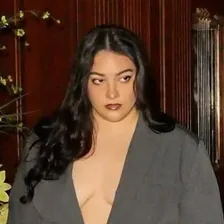 Nadia Aboulhosn — Instagram profile photo