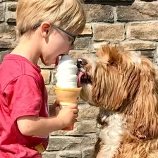 Sandi Swiridoff — Instagram profile photo