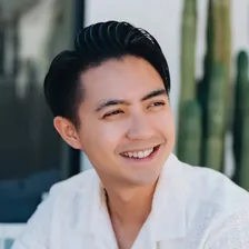 Renz Sadiwa — Instagram profile photo