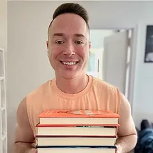 Dennis | Scaredstraightreads — Instagram profile photo