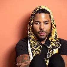Shod Santiago — Instagram profile photo