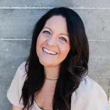 Alison Seponara MS, LPC | Anxiety Therapist for Women 40+ — Instagram profile photo