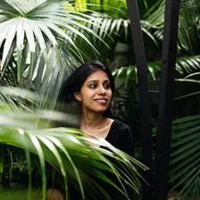 Resh Susan | bookstagram & cozy lifestyle — Instagram profile photo