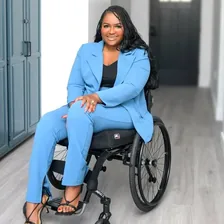 Lizzy O | Motherhood & Lifestyle — Instagram profile photo