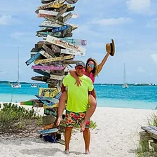 The Salt Life Family | Monty & Cari Crisp | Tropical Travel — Instagram profile photo